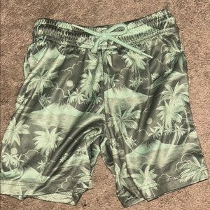 3 for $15! Boys 4 / XS shorts green Palm tree print kids Shorts XS / size 4